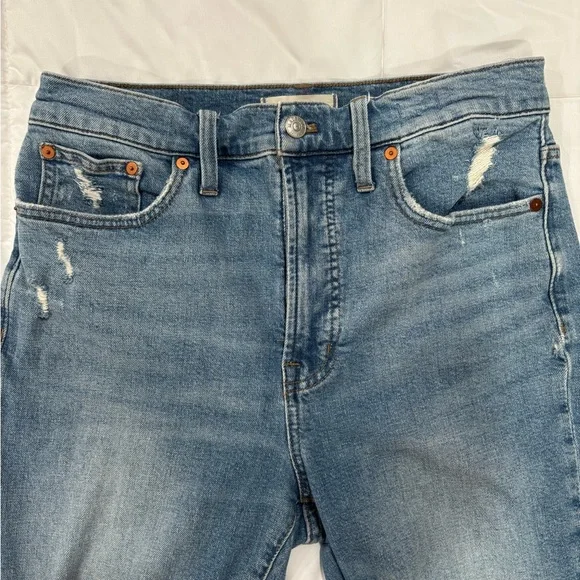 Madewell Distressed Jeans | Medium Wash | Size 28 - Picture 2 of 11